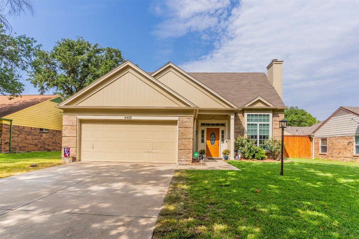 4425 Newport Street Grand Prairie TX 75052