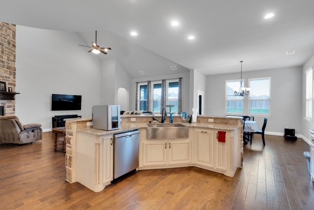 421 Summer Grove Drive Midlothian TX 76065