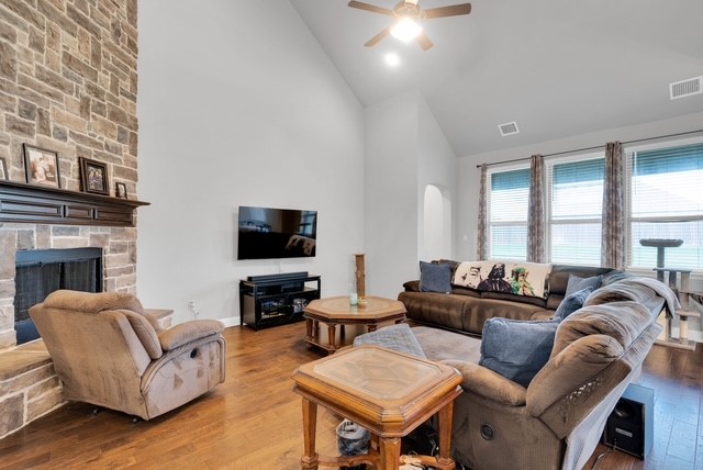 421 Summer Grove Drive Midlothian TX 76065