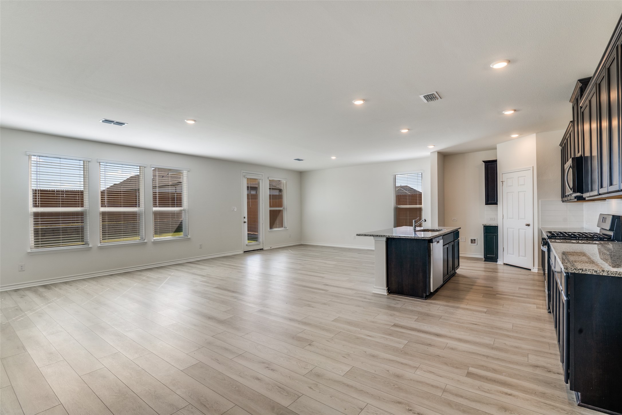 3916 Melica Lane Crandall TX 75114