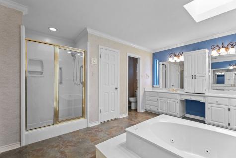 1807 Royal Oak Drive Tyler TX 75703