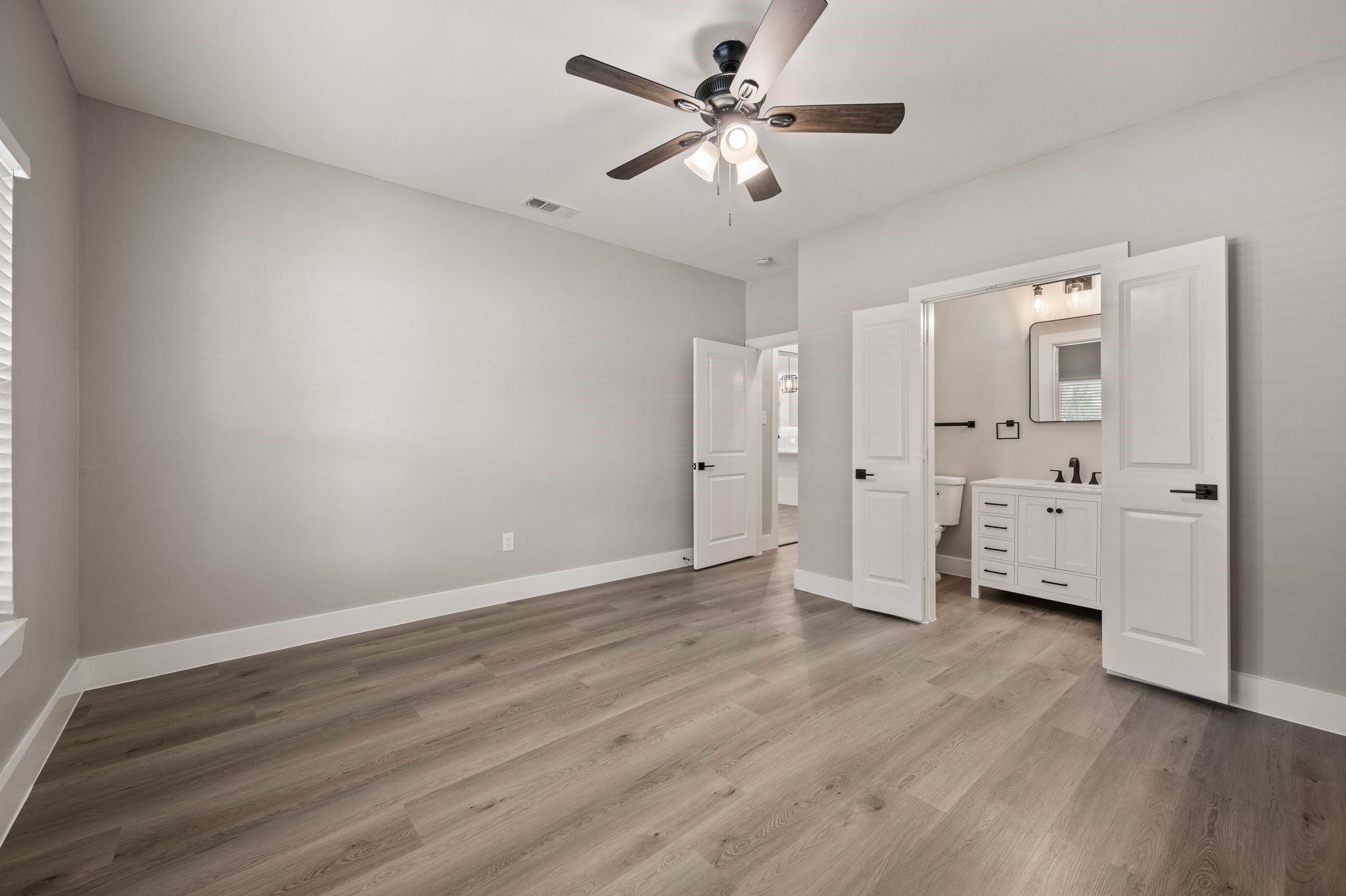 3329 Hemphill Street Fort Worth TX 76110