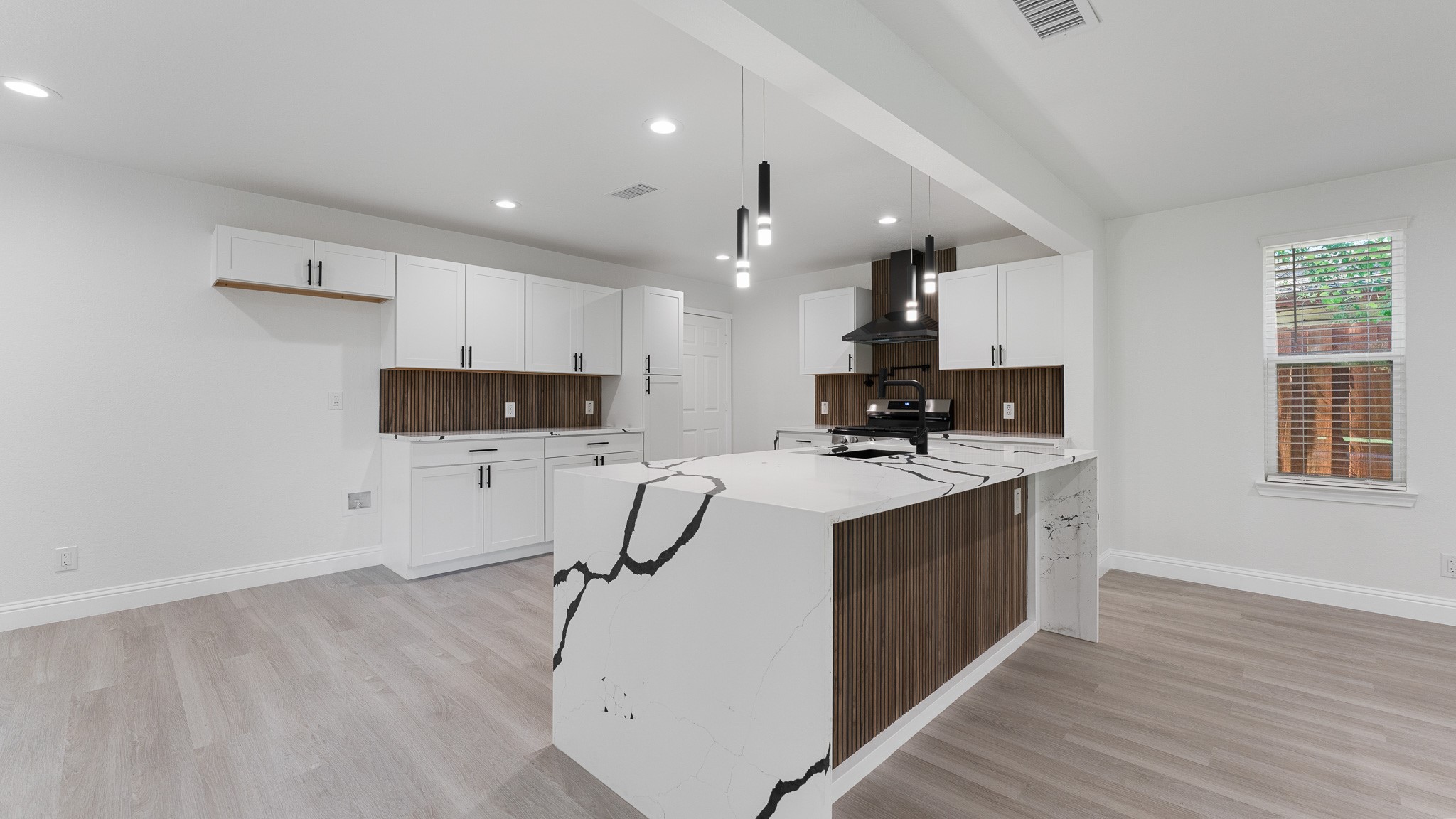 1105 Bay Shore Drive Garland TX 75040