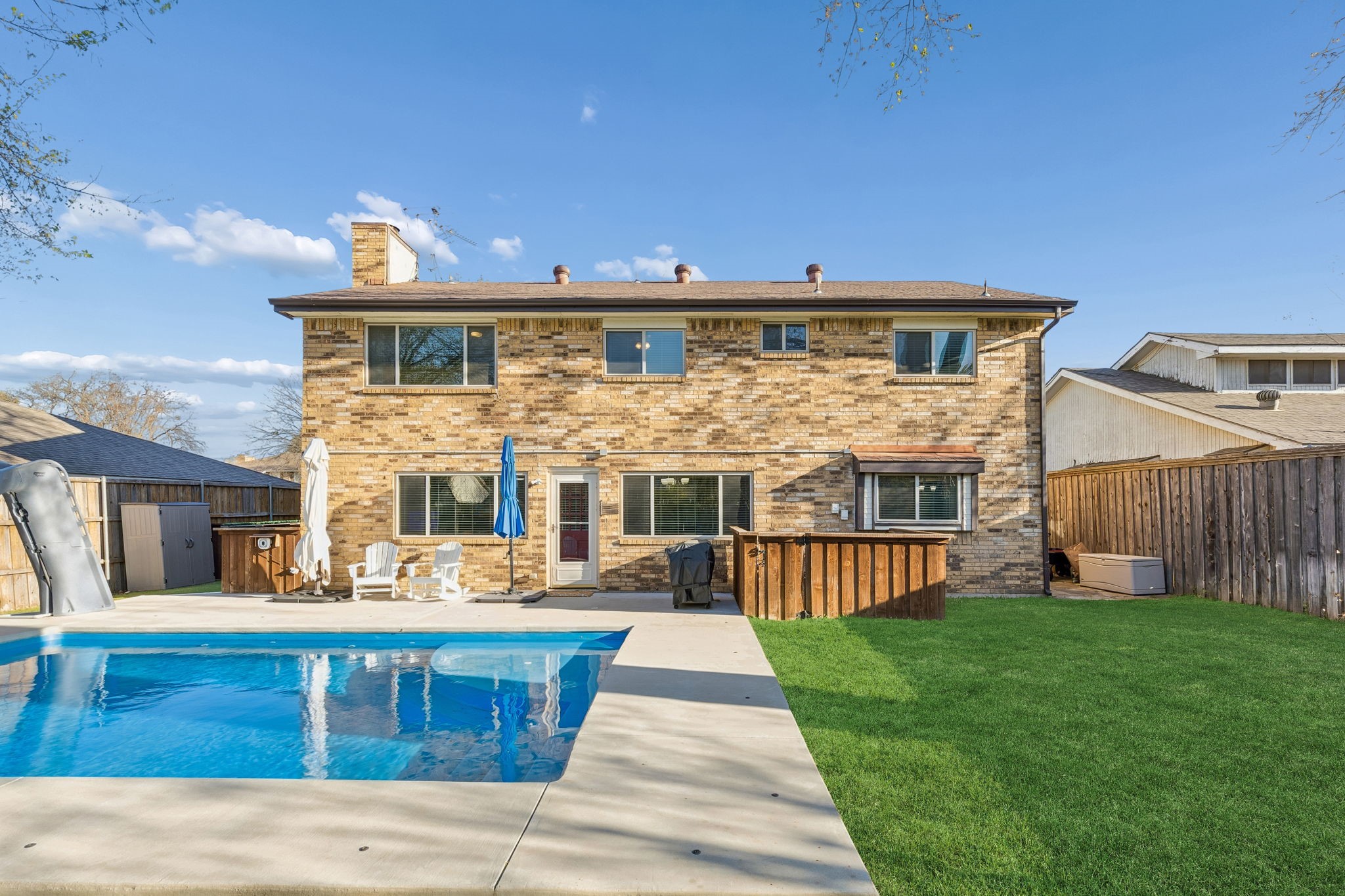 304 Lark Lane Euless TX 76039