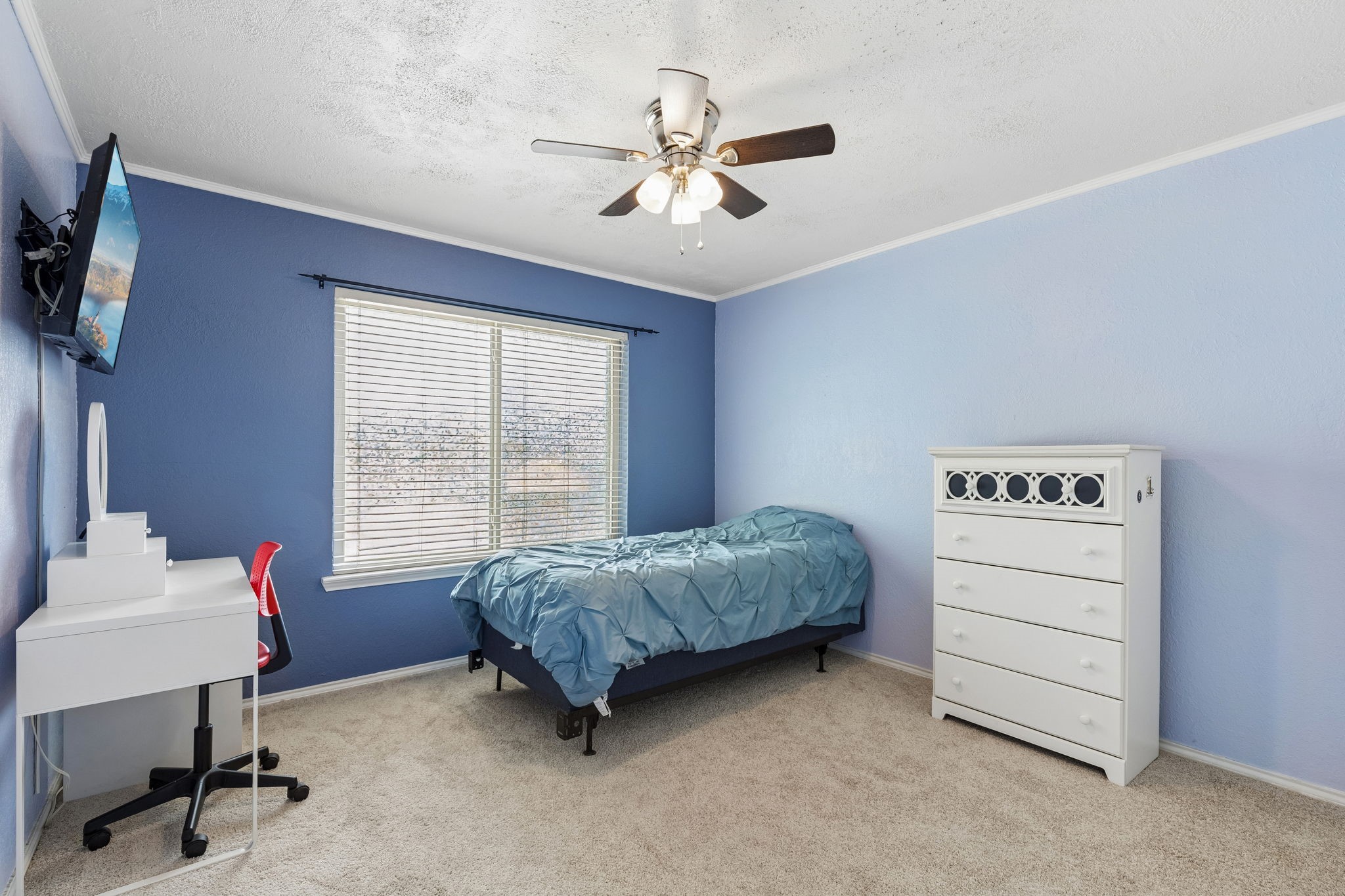 304 Lark Lane Euless TX 76039