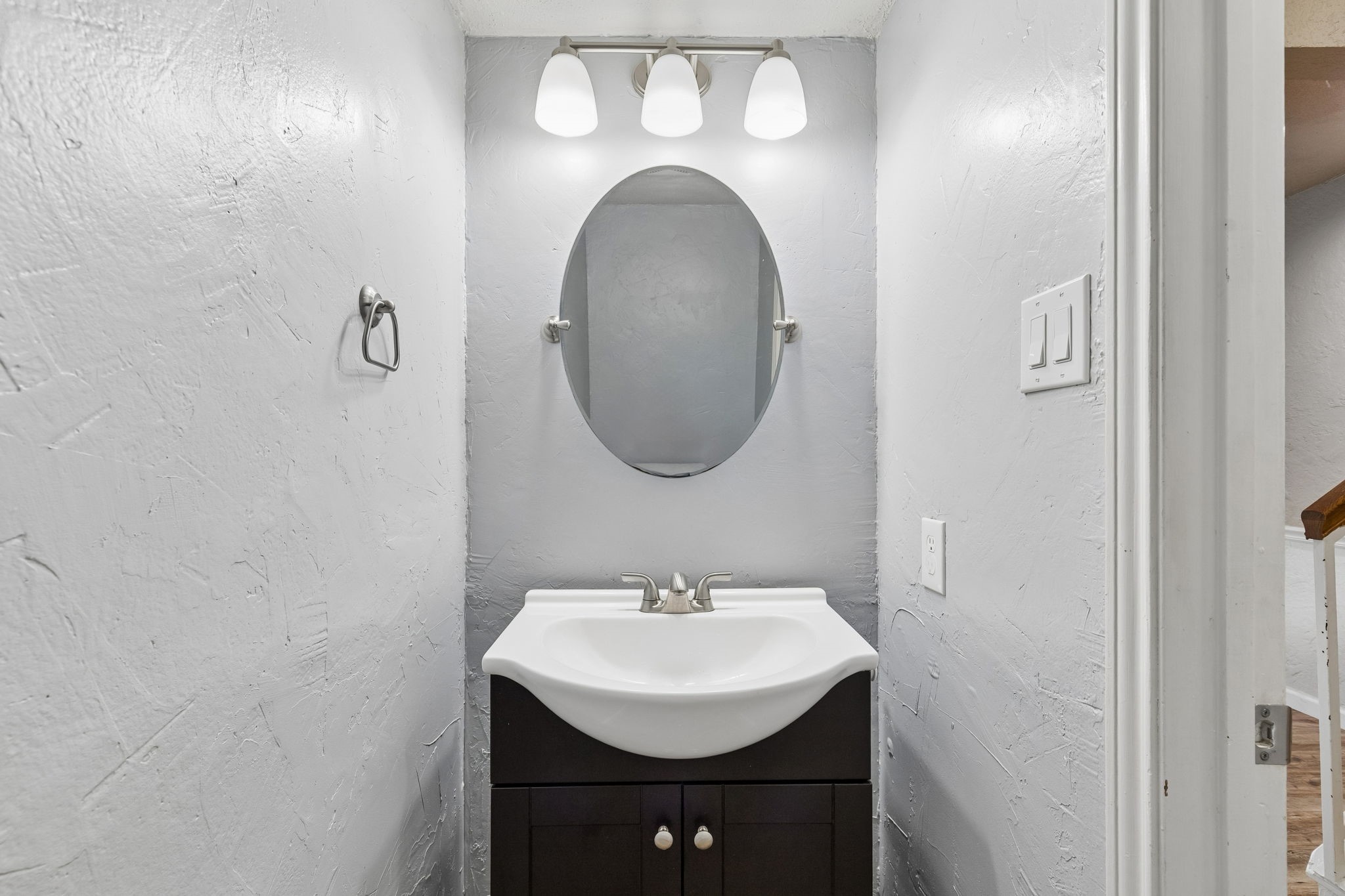 304 Lark Lane Euless TX 76039