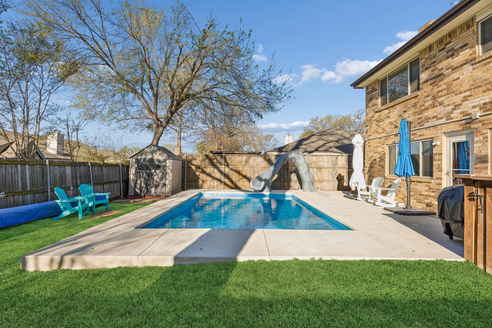 304 Lark Lane Euless TX 76039