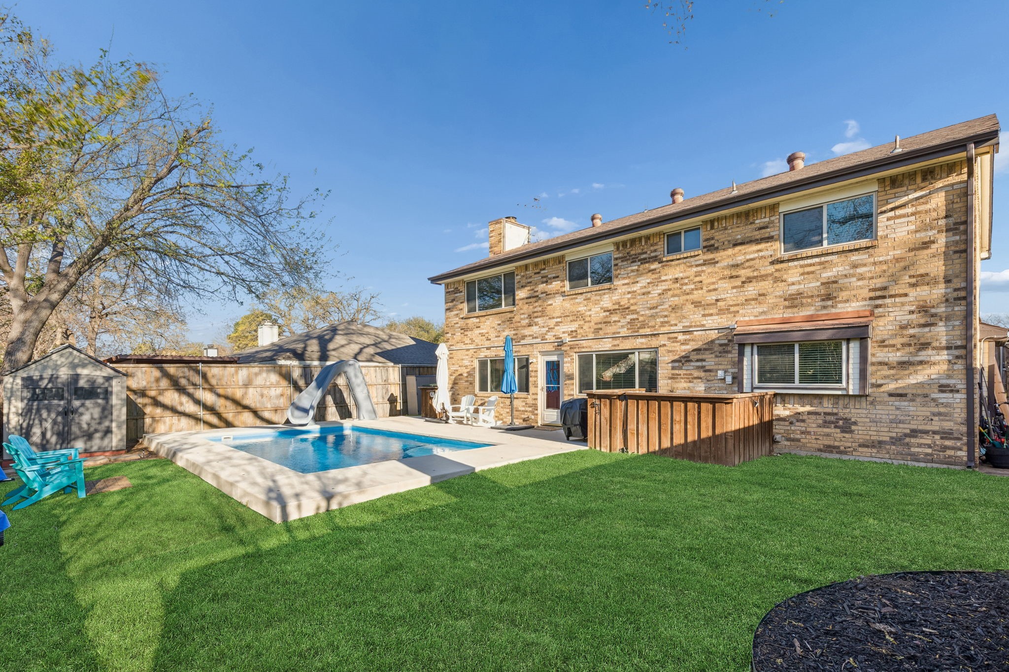 304 Lark Lane Euless TX 76039