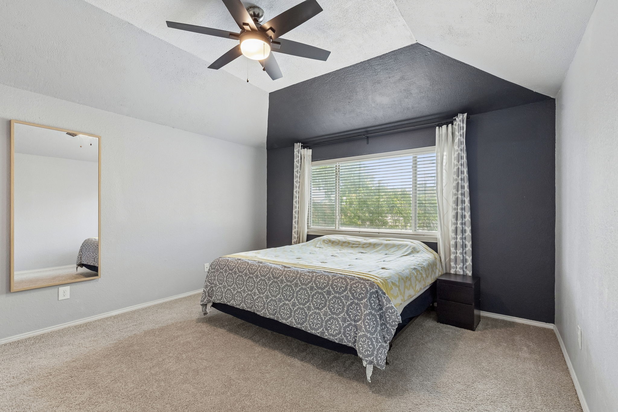 304 Lark Lane Euless TX 76039