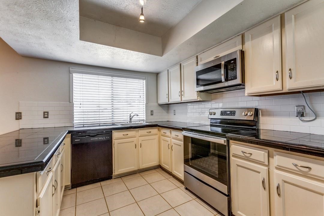 1919 J Pearce Drive Richardson TX 75081