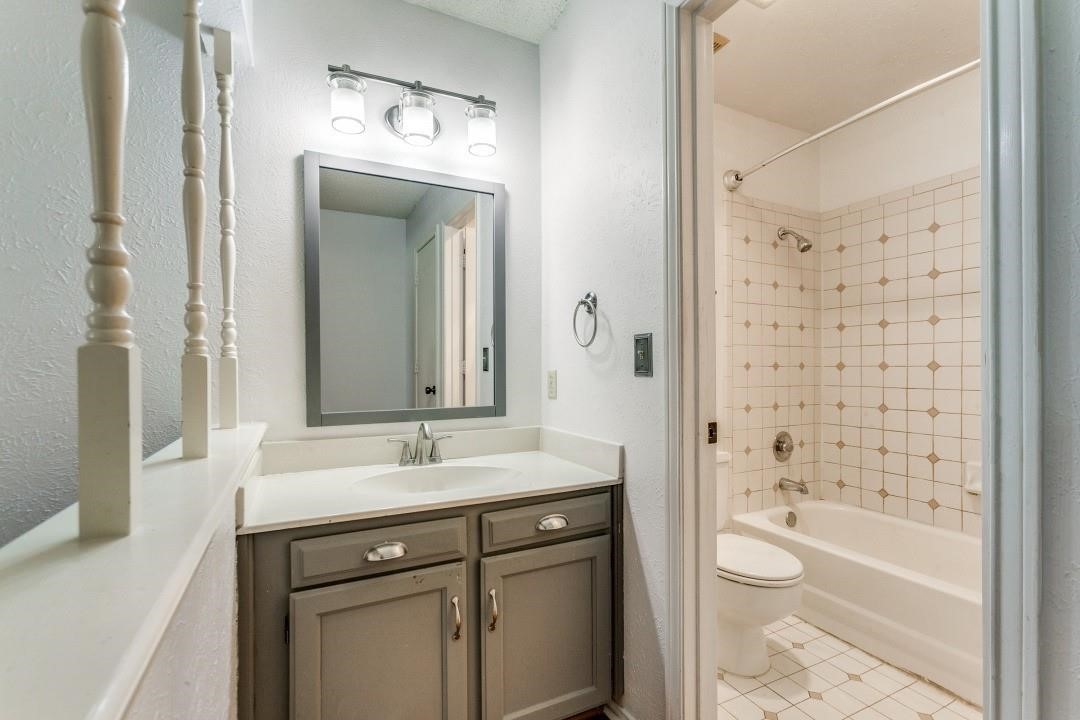 1919 J Pearce Drive Richardson TX 75081