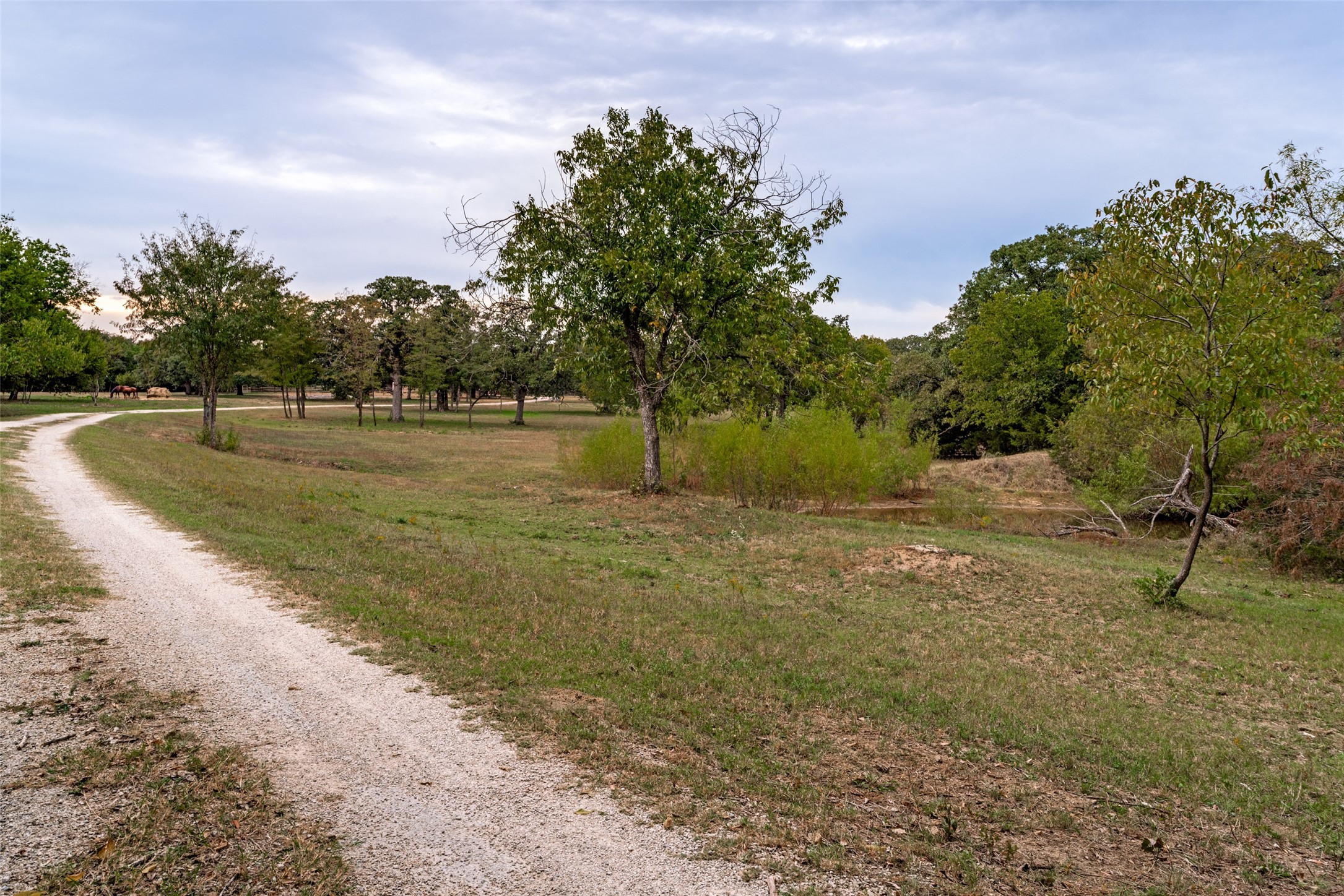 11349 S Fm 372 Valley View TX 76272