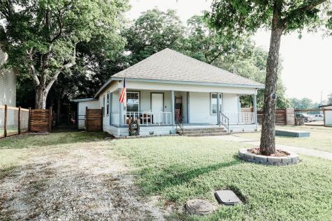 105 E 15th Street Bonham TX 75418