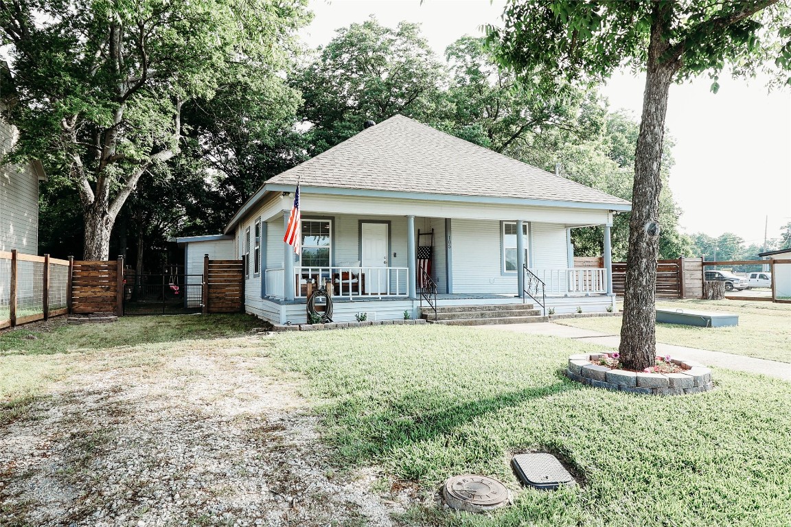 105 E 15th Street Bonham TX 75418