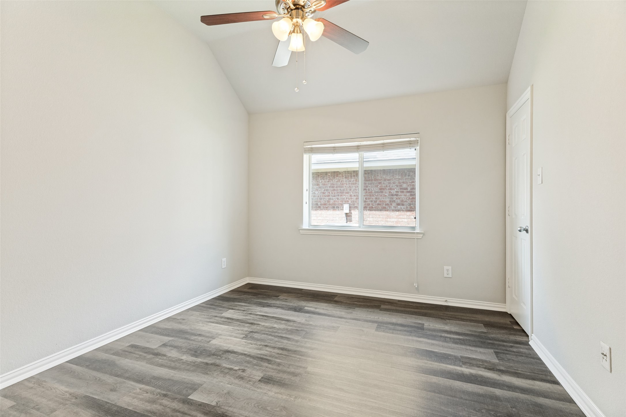 10624 Stoneside Trail Fort Worth TX 76244