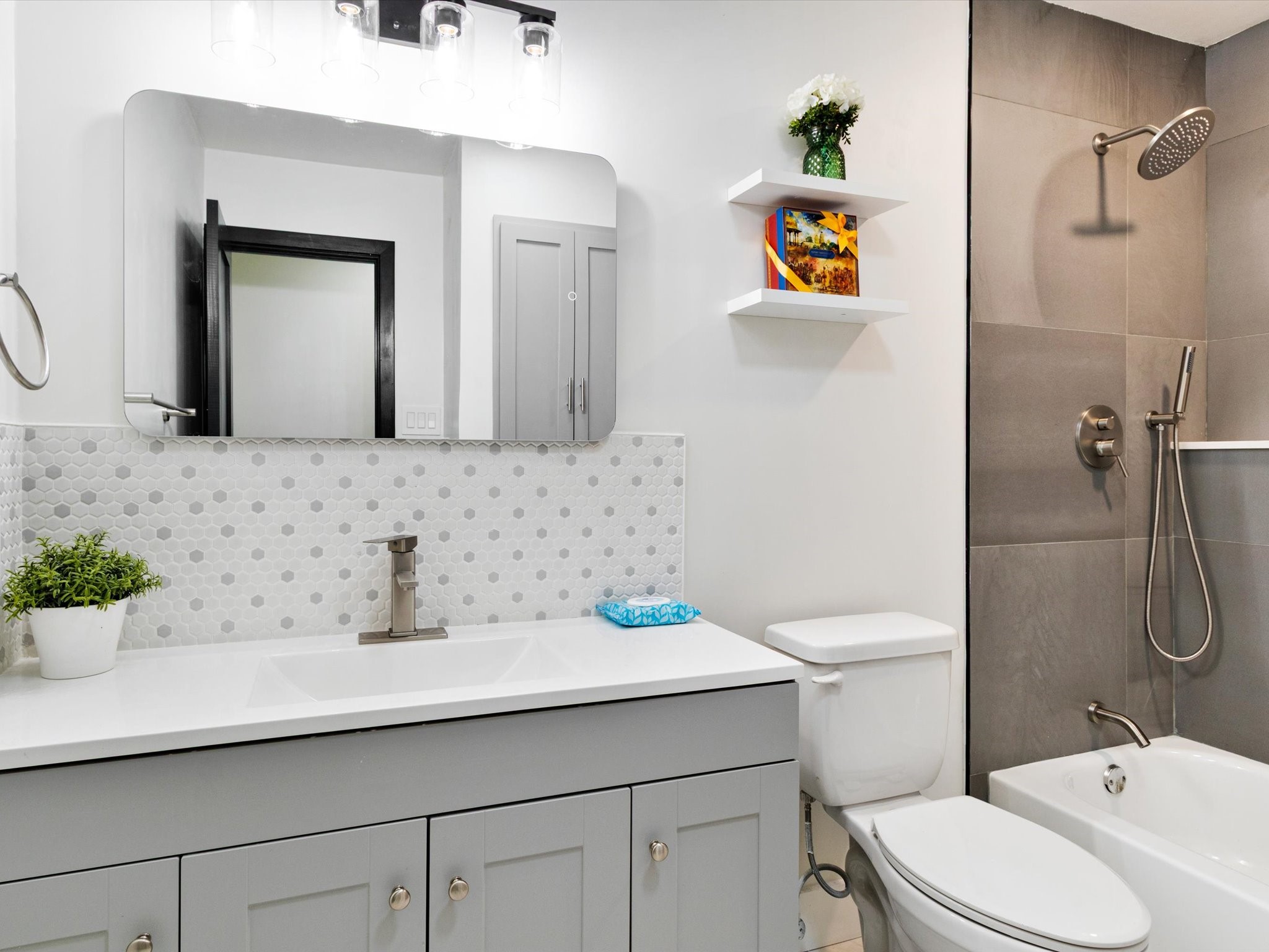 2430 Cedar Elm Lane Garland TX 75043