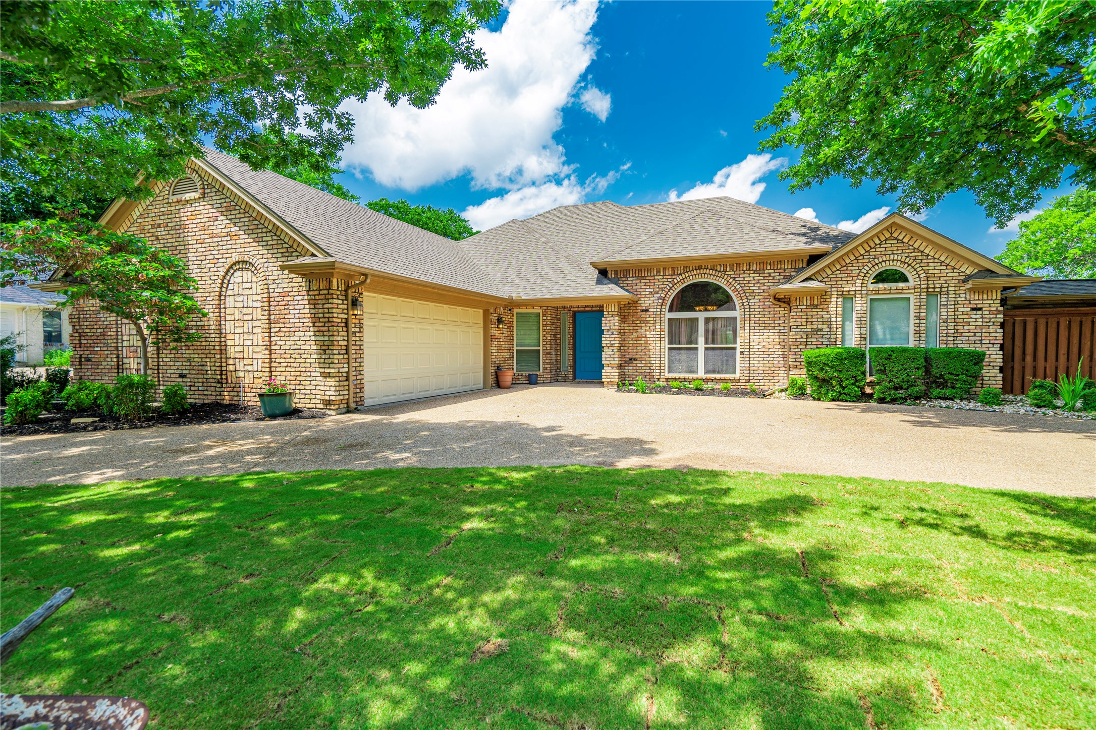 1925 Maplewood Drive Weatherford TX 76087
