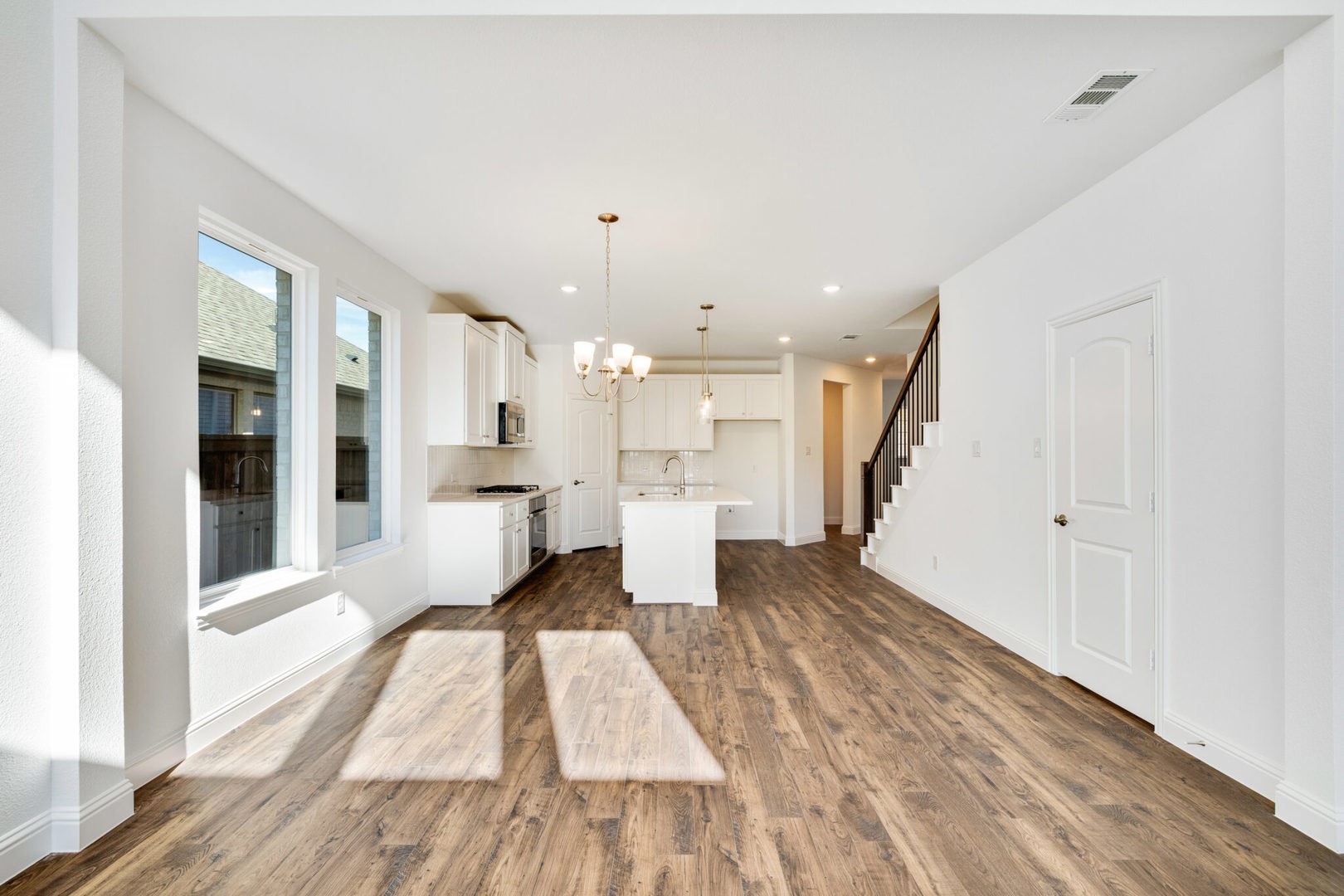 145 Palo Duro Bend Rhome TX 76078
