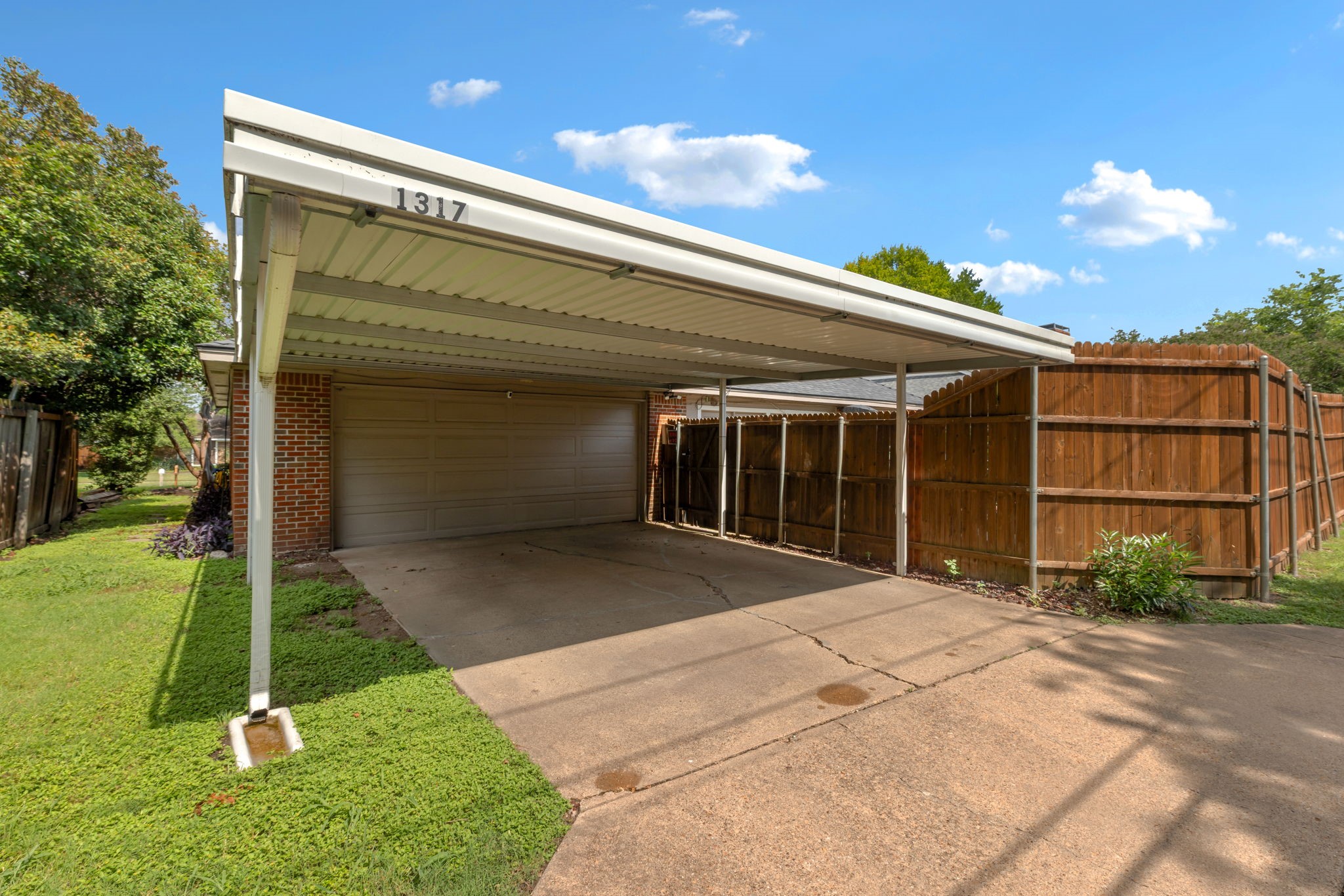 1317 Elk Grove Drive Richardson TX 75081