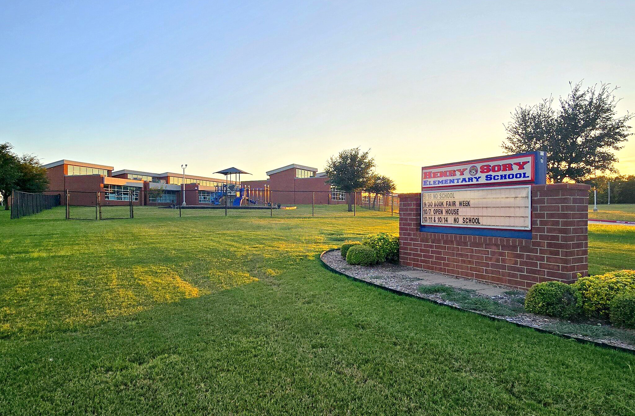 2211 Gustavus Drive Sherman TX 75092