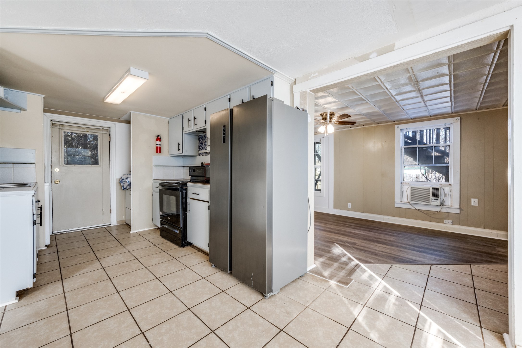 211 E Sherman Drive Denton TX 76209
