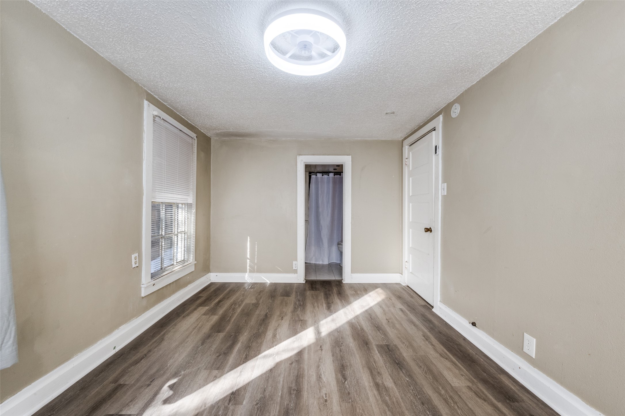 211 E Sherman Drive Denton TX 76209