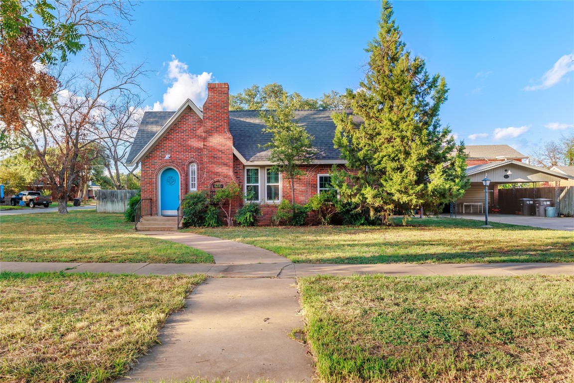 606 W 12th Street Brady TX 76825
