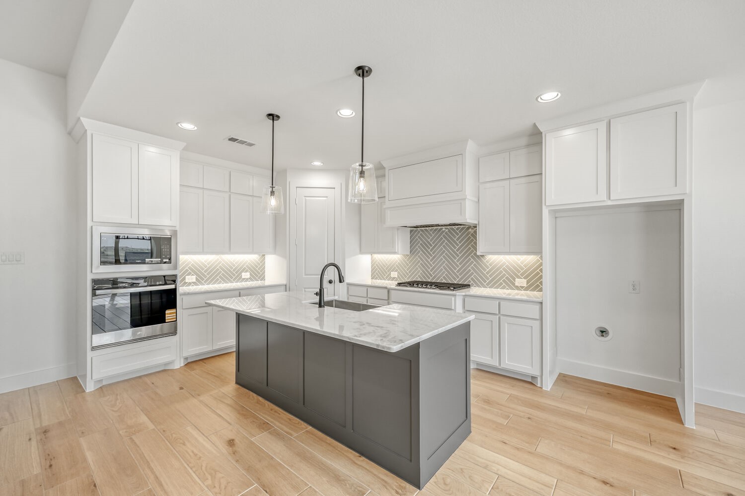 147 Derrett Lane Rhome TX 76078