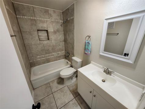 713 Cain Street Lake Dallas TX 75065