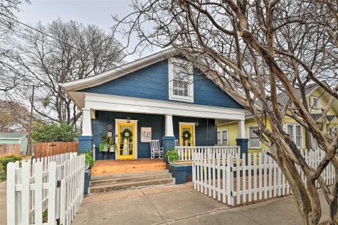 1460 W Allen Avenue Fort Worth TX 76110