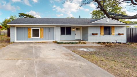 703 Green Pastures Drive Cedar Hill TX 75104