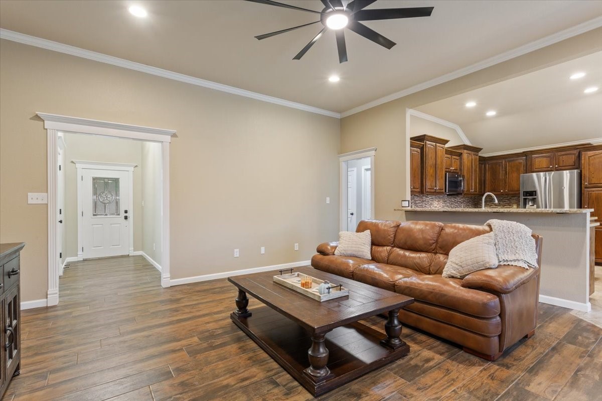10517 Calaveras Waco TX 76708