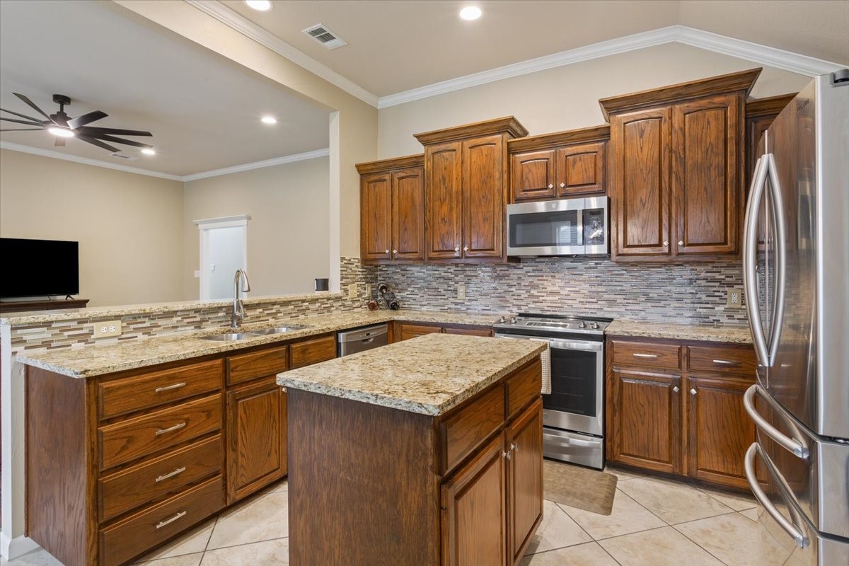 10517 Calaveras Waco TX 76708