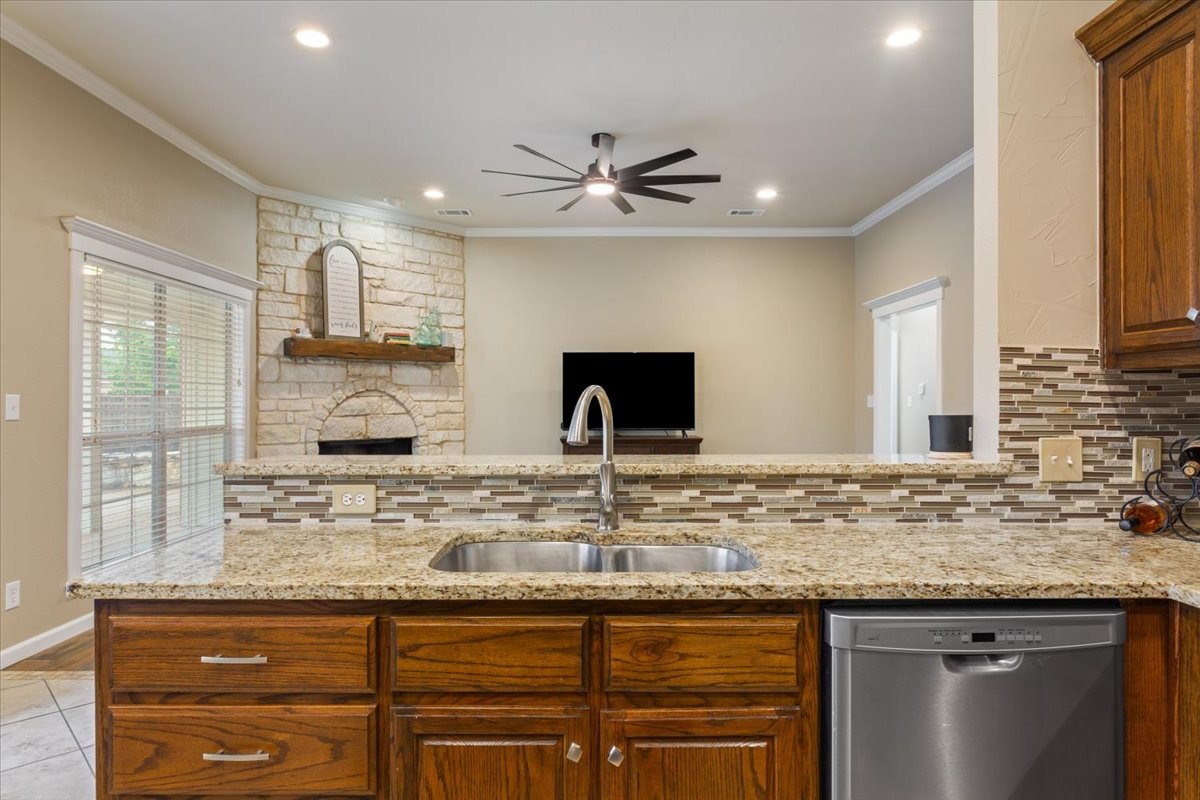 10517 Calaveras Waco TX 76708