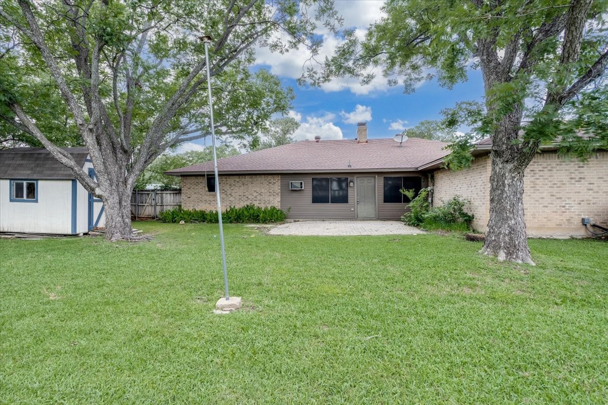 1706 Stagecoach Drive Pantego TX 76013