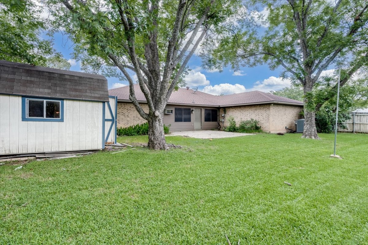 1706 Stagecoach Drive Pantego TX 76013