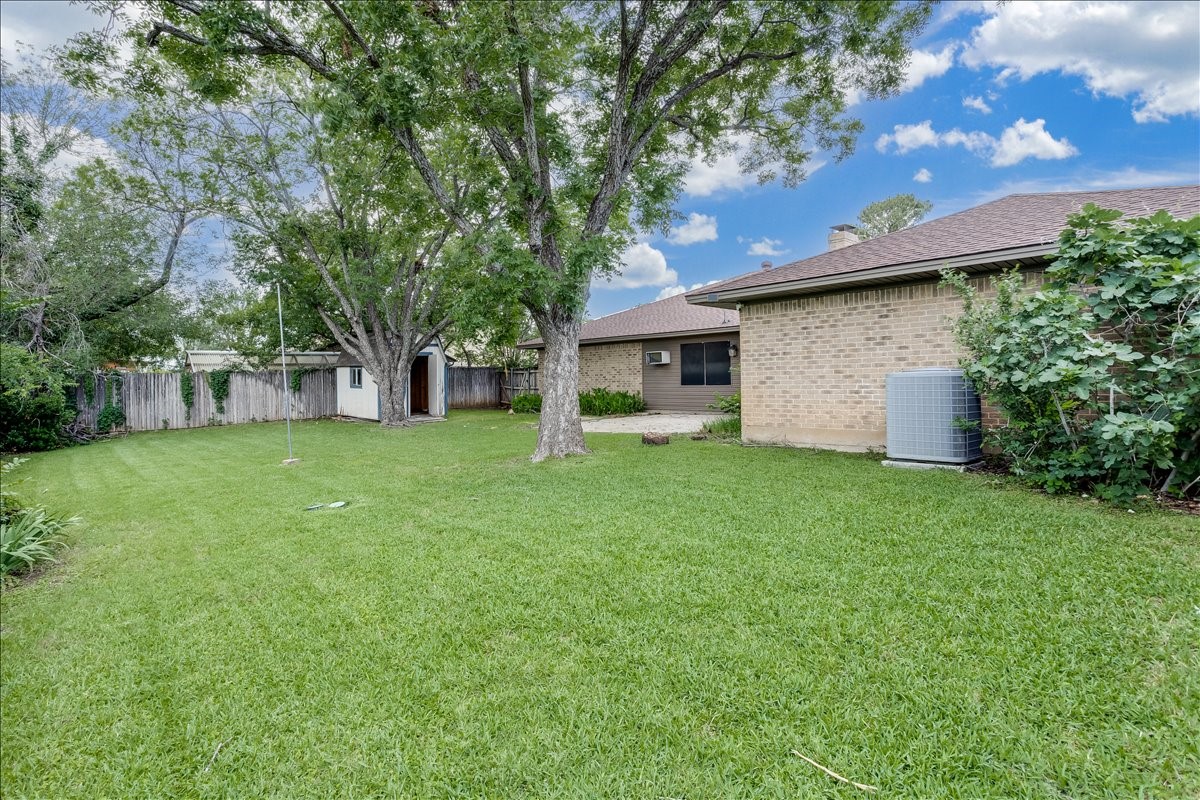 1706 Stagecoach Drive Pantego TX 76013