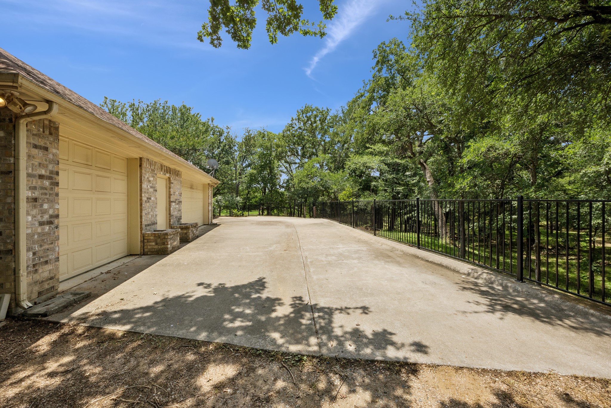 939 Garnet Cove Oak Point TX 75068