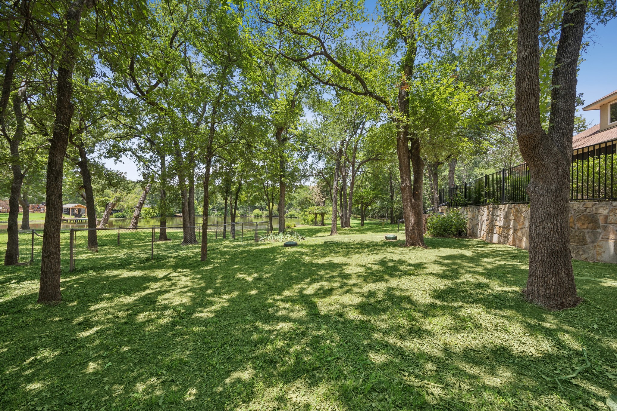 939 Garnet Cove Oak Point TX 75068