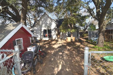 146 W Baggett Avenue Poolville TX 76487