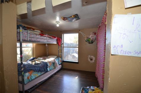 146 W Baggett Avenue Poolville TX 76487