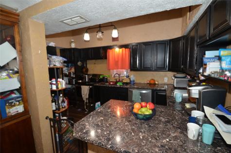146 W Baggett Avenue Poolville TX 76487