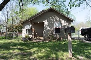 707 Ritchey Street Gainesville TX 76240