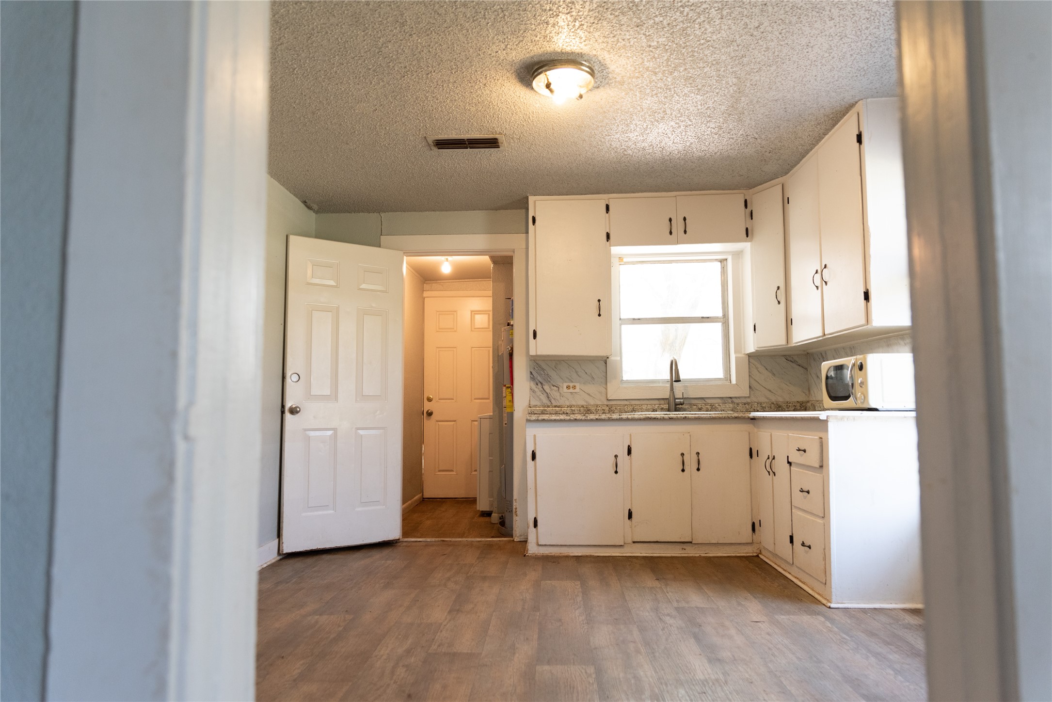 707 Ritchey Street Gainesville TX 76240