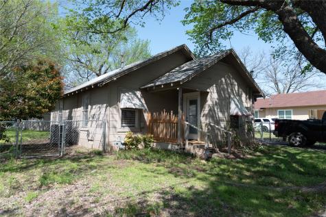 707 Ritchey Street Gainesville TX 76240
