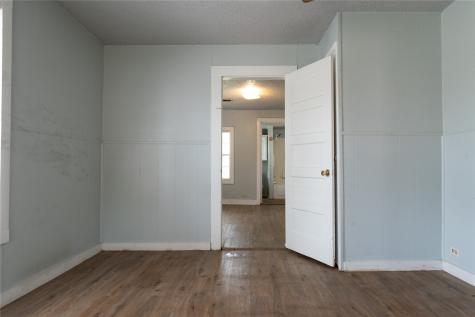 707 Ritchey Street Gainesville TX 76240