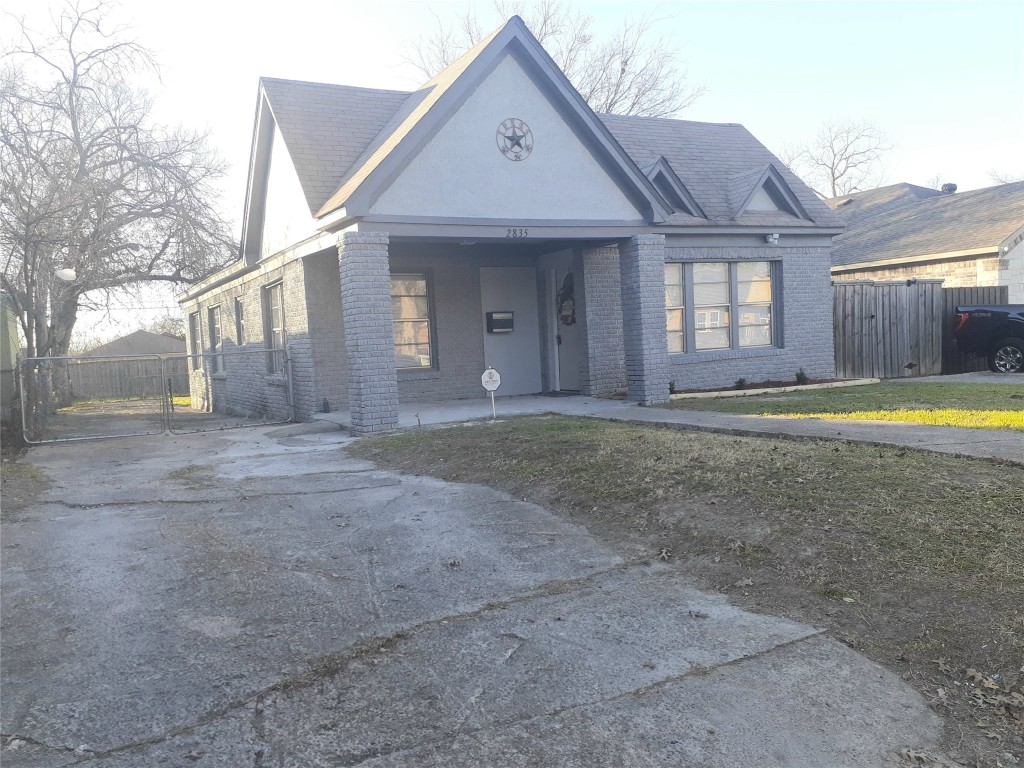 2835 Idaho Avenue Dallas TX 75216