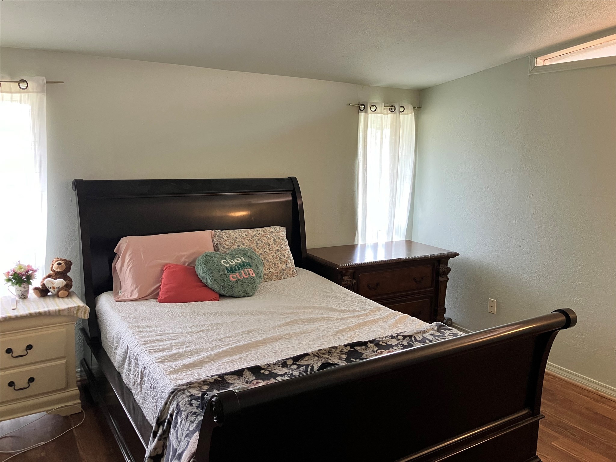 402 Duke Street Garland TX 75043