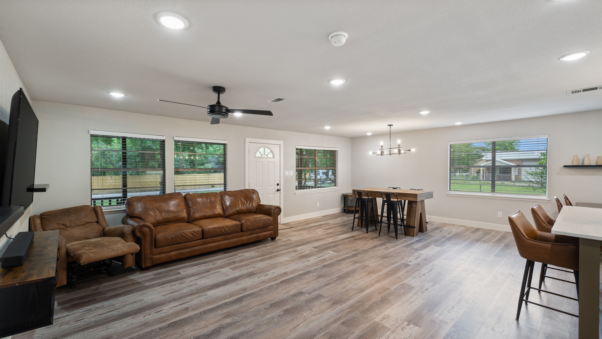 129 King Arthur Road Mabank TX 75156