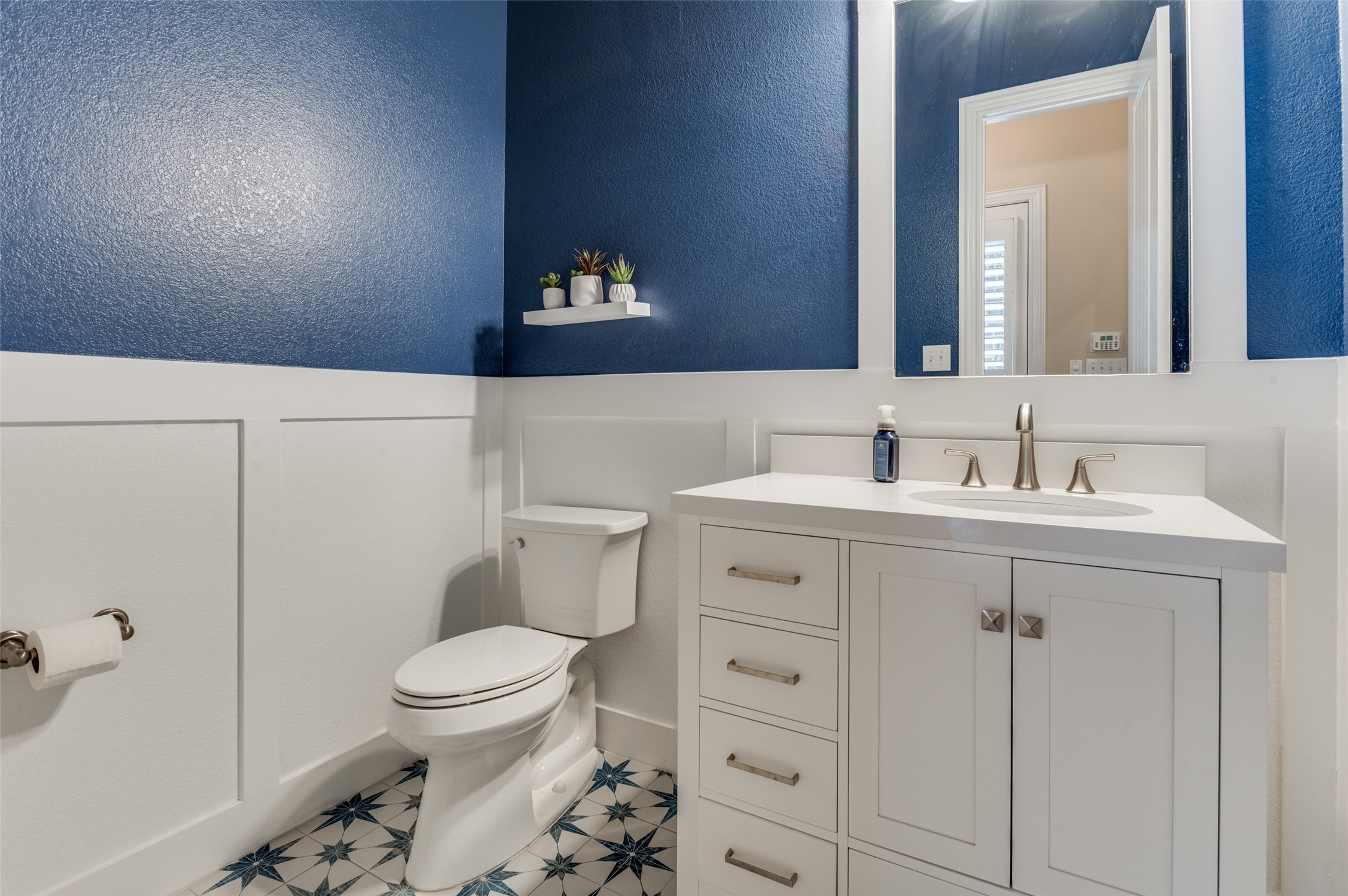 1007 Ivy Charm Way Arlington TX 76005